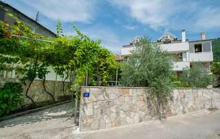 Апартаменты Apartmani Krgušić Тиват-0