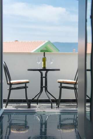 Апартаменты Apartmani Krgušić Тиват Номер-студио-2